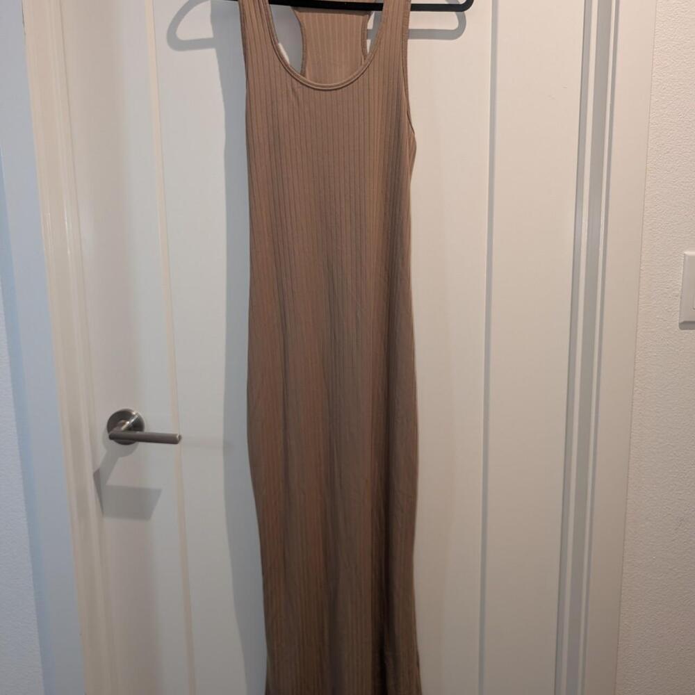 Hot Kiss tan maxi dress #maxidress #summerdress #beachwear